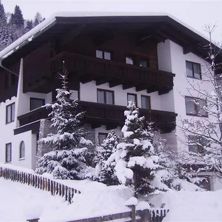 Gaestehaus Hochwimmer Guest house