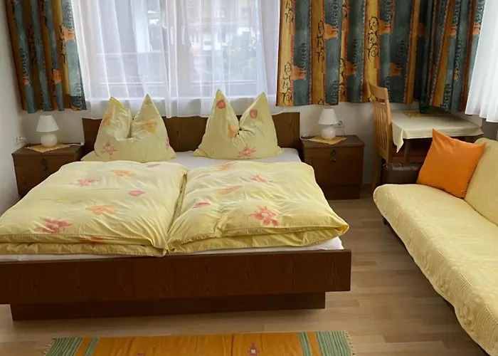 Gaestehaus Hochwimmer ゲストハウス